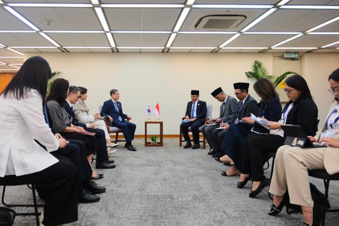 Menlu RI Sugiono bertemu dengan Menlu Republik Korea Cho Hyun di sela-sela Pertemuan Pertemuan Menteri Luar Negeri ASEAN di Manila, Filipina, Rabu (22/7/2026). Foto: Kemenlu RI