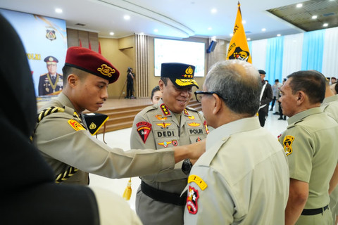 Wakapolri Komjen Dedi Prasetyo lantik Pengurus Pimpinan Pusat KBPP Polri Masa Bakti 2026-2031 di Gedung Bhakti Dharma Waspada, STIK Lemdiklat Polri, Jakarta Selatan, Rabu (29/7/2026). Foto: Dok. Spripim Polri