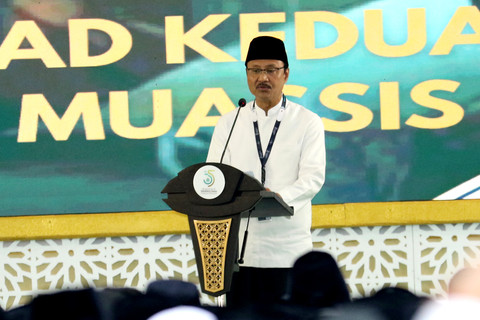 Ketua Panitia Pelaksana, Saifullah Yusuf menyampaikan laporan saat pembukaan Muktamar Ke-35 NU di Lapangan Untung Suropati Tambakberas, Kabupaten Jombang, Jawa Timur, Kamis (27/8/2026). Foto: Syaiful Arif/ANTARA FOTO