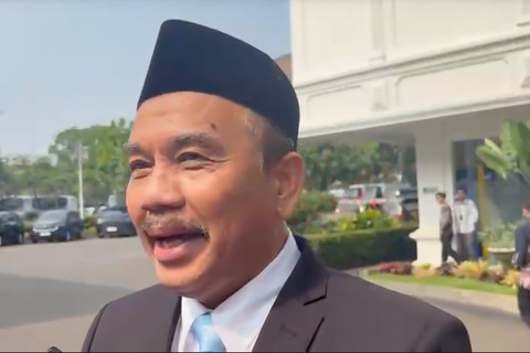 Syahganda Nainggolan di kompleks Istana, Jakarta, Jumat (2/10/2026).  Foto: Zamachsyari/kumparan