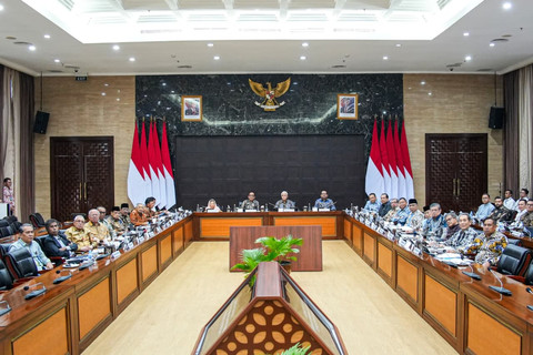 Dewan Pertimbangan Presiden Republik Indonesia (Wantimpres RI) menggelar Sidang Pleno perdana pada Kamis (8/10/2026). Foto: Wantimpres