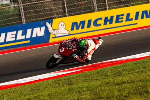 Aksi pebalap MOTO4 Asia binaan Astra Honda, Bintang Pranata Sukma (#3), di MotoGP Mandalika 2026. Foto: dok. AHM