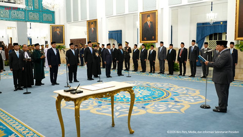 Pelantikan dan Pengucapan Sumpah Pejabat Negara di Istana Negara, Jakarta, Kamis (15/10/2026). Foto: YouTube/ Sekretariat Presiden