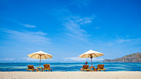 Pantai Kuta Mandalika. Foto: Sony Herdiana/Shutter Stock