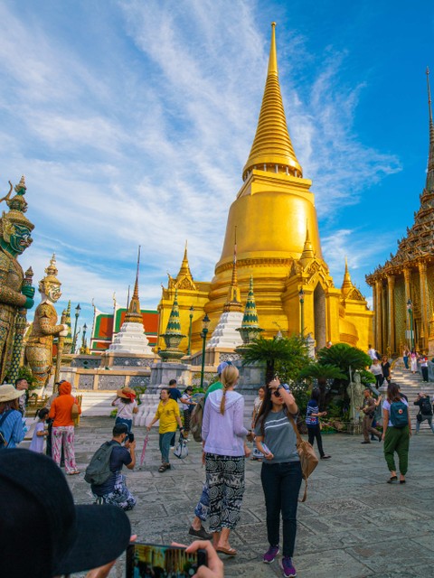 Ilustrasi kuil indah di Bangkok. Foto: Makhh/Shutterstock
