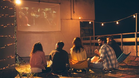 Ilustrasi marathon series saat ngabuburit. Foto: Impact Photography/Shutterstock