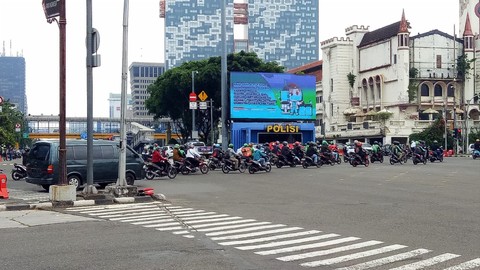 Pengemudi Avanza Tabrak Pesepeda di Harmoni Ternyata Sopir Taksi Online