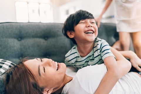 Ilustrasi ibu dan anak. Foto: Getty Images