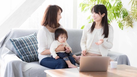 Ilustrasi Komunikasi Secara Terbuka dengan Tetangga. Foto: takayuki/Shutterstock