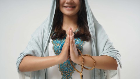 Ilustrasi gamis. Foto: KamaraStudio/Shutterstock