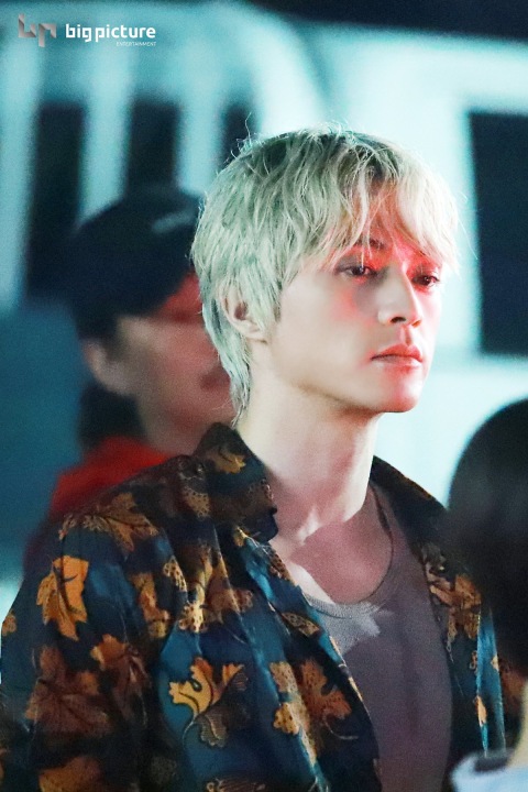 Profil Kim Ji Hoon Pemeran Baek Hee Sung Yang Asli Di Drakor Flower Of Evil Kumparan Com