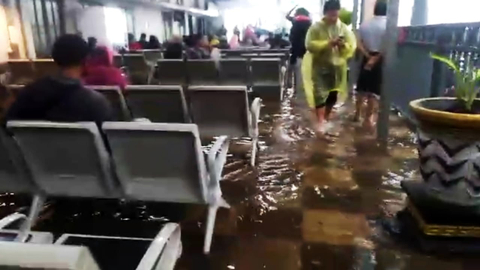 Stasiun Malang Kebanjiran, Air Menggenangi Ruang Tunggunya (1)