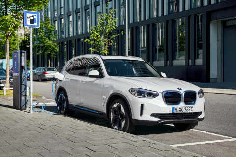 Mobil listrik BMW iX3. Foto: dok. BMW