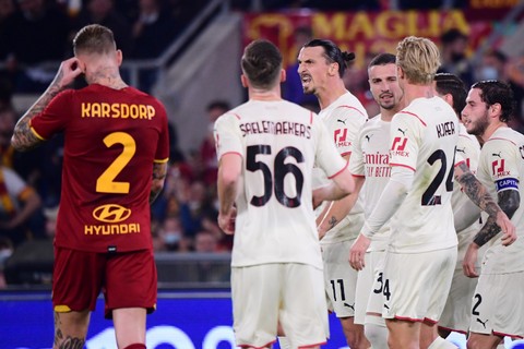 Hasil Liga Italia: Gol Bersejarah Ibrahimovic Bawa Milan Tekuk Roma (2)