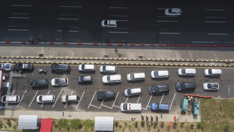 Pemudik dan Wisatawan Positif Corona Bermunculan, Waspada Ledakan Kasus (1)