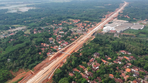 Pembangunan tol Batang-Semarang Foto: ANTARA FOTO/Harviyan Perdana Putra