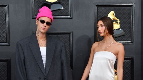 Justin Bieber umumkan Hailey hamil anak pertama mereka. Foto: Angela Weiss/AFP