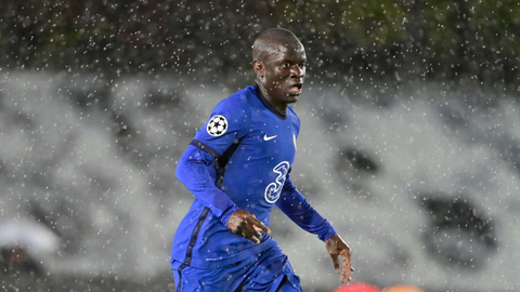 N'Golo Kante Peluk Hangat Ibunda Usai Chelsea Juarai Liga Champions
