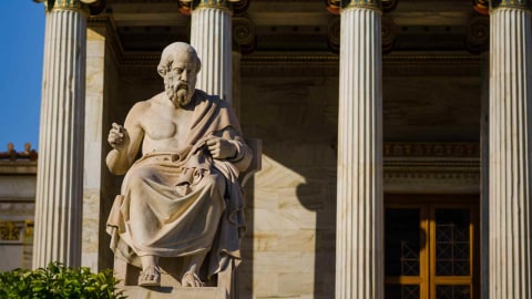 Patung filsuf Plato di Yunani. Foto: Shutter Stock