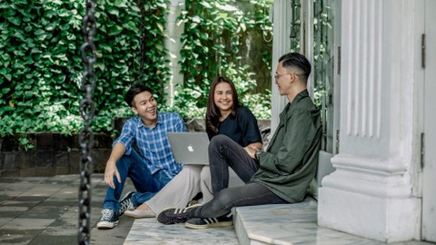 Ilustrasi kerja di kantor. Foto: Aditia Noviansyah/kumparan