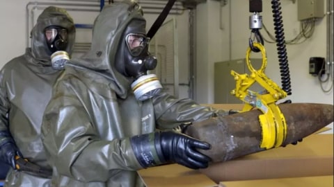 Ilustrasi senjata kimia Foto: Reuters/Fabian Bimmer