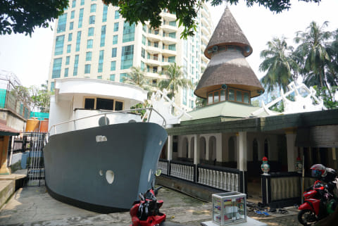 Masjid Perahu di Tebet Foto: Helmi Afandi/kumparan