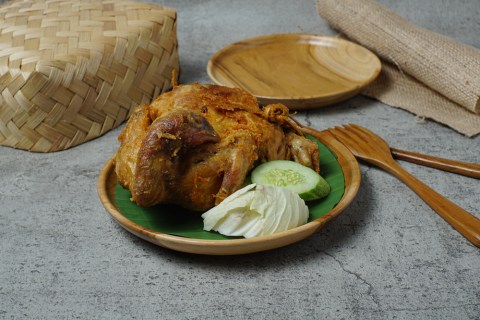 Ilustrasi ayam ingkung Foto: Dok.Shutterstock