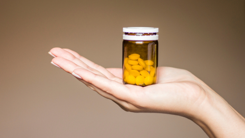 Kapan Waktu Terbaik Minum Vitamin?