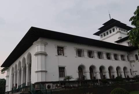 ilustrasi Museum Bersejarah Gedung Sate, Bandung, Jawa Barat. Foto: Alfadillah
