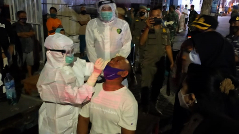 25 Orang Langgar Prokes di Pasar Induk Banyuwangi, 3 Positif COVID-19 (2)