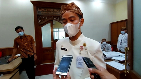 Gibran 100 Hari Pimpin Solo: Tak Mudah, Pandemi Jadi Penghalang