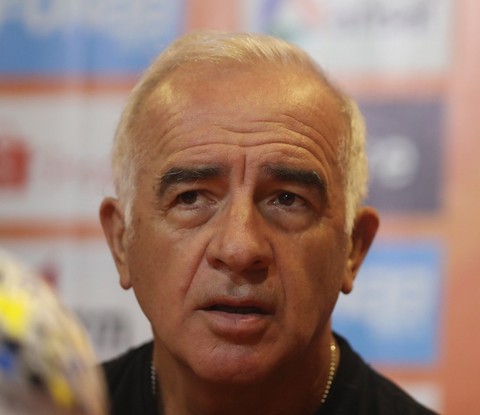 Mario Gomez dalam sesi jumpa pers. Foto: Dok. Twitter Borneo FC