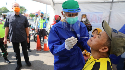 Pemudik dan Wisatawan Positif Corona Bermunculan, Waspada Ledakan Kasus (3)