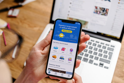 Ilustrasi memesan lewat tiket.com Foto: Dok. tiket.com