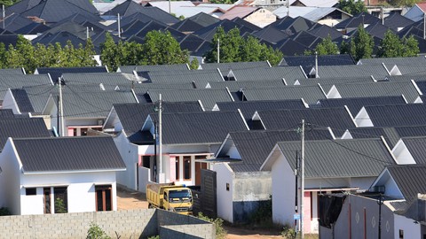 Pembangunan perumahan. Foto: ANTARA FOTO/Syifa Yulinnas