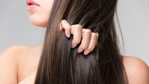 Ilustrasi rambut kering dan mengembang. Foto: kei907/shutterstock