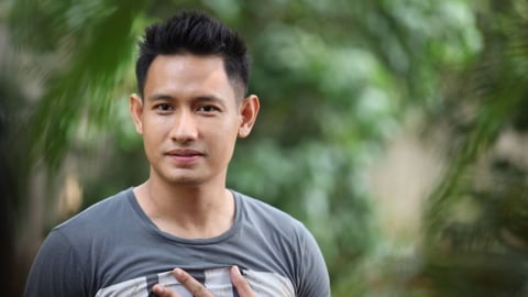 5 Artis Pria Yang Perankan Karakter Anak Muda Meski Sudah Berkeluarga Kumparan Com