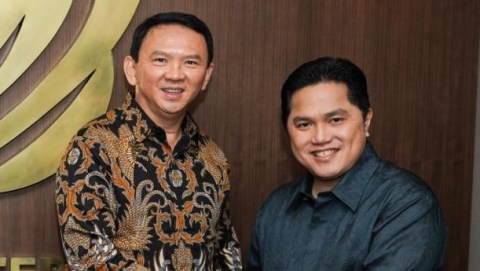 Menteri BUMN Erick Thohir bersama Basuki Tjahja Purnama alias Ahok di Kementerian BUMN, Jumat (22/11/2019). Foto: Dok. Kementerian BUMN