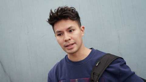 Artis sinetron Fero Walandouw saat ditemuibdi studio Trans TV, Jakarta, Jumat, (6/12).  Foto: Ronny 