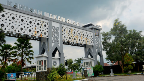 Rachland Nashidik Minta Maaf soal Cuitan Makam Gus Dur Dibangun Negara (1)
