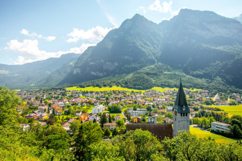 Panorama indahanya pegunungan di Liechtenstein Foto: Shutter Stock