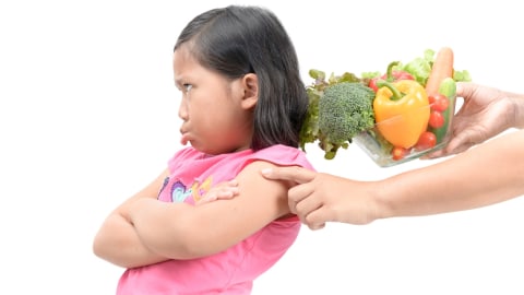 Anak menolak makan. Foto: Thinkstock