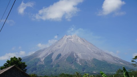 Ilustrasi Gunung Merapi Foto: Kelik Wahyu/kumparan