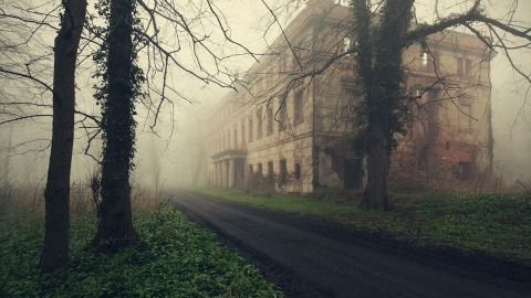 Urban Exploration 5 Tempat Tertinggal Di Bali Yang Jarang Diketahui Kumparan Com