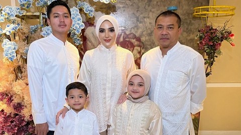 keluarga Ashanty. Foto: Instagram/@ashanty_ash
