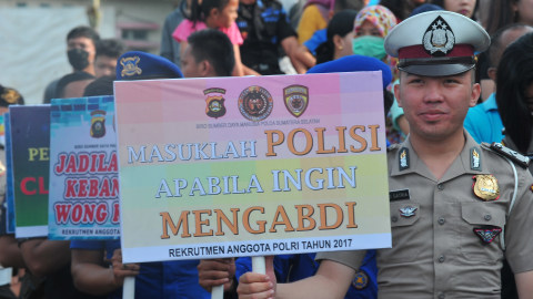 Kampanye rekrutmen Polri di Palembang Foto: Feny Selly/ANTARA