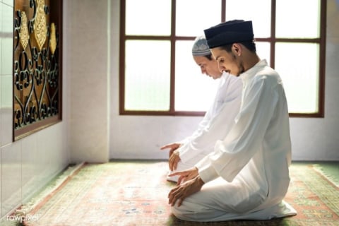 Hikmah Beriman Kepada Malaikat Rukun Iman Ke 2 Yang Harus Diyakini Kumparan Com