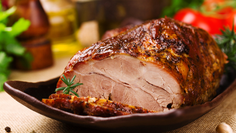 Ilustrasi babi panggang. Foto: Shutter Stock