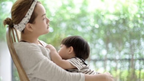 Ilustrasi menyapih anak Foto: Shutterstock