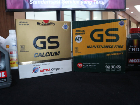 Komponen besutan Astra Otoparts. Foto: Ghulam Muhammad Nayazri / kumparan